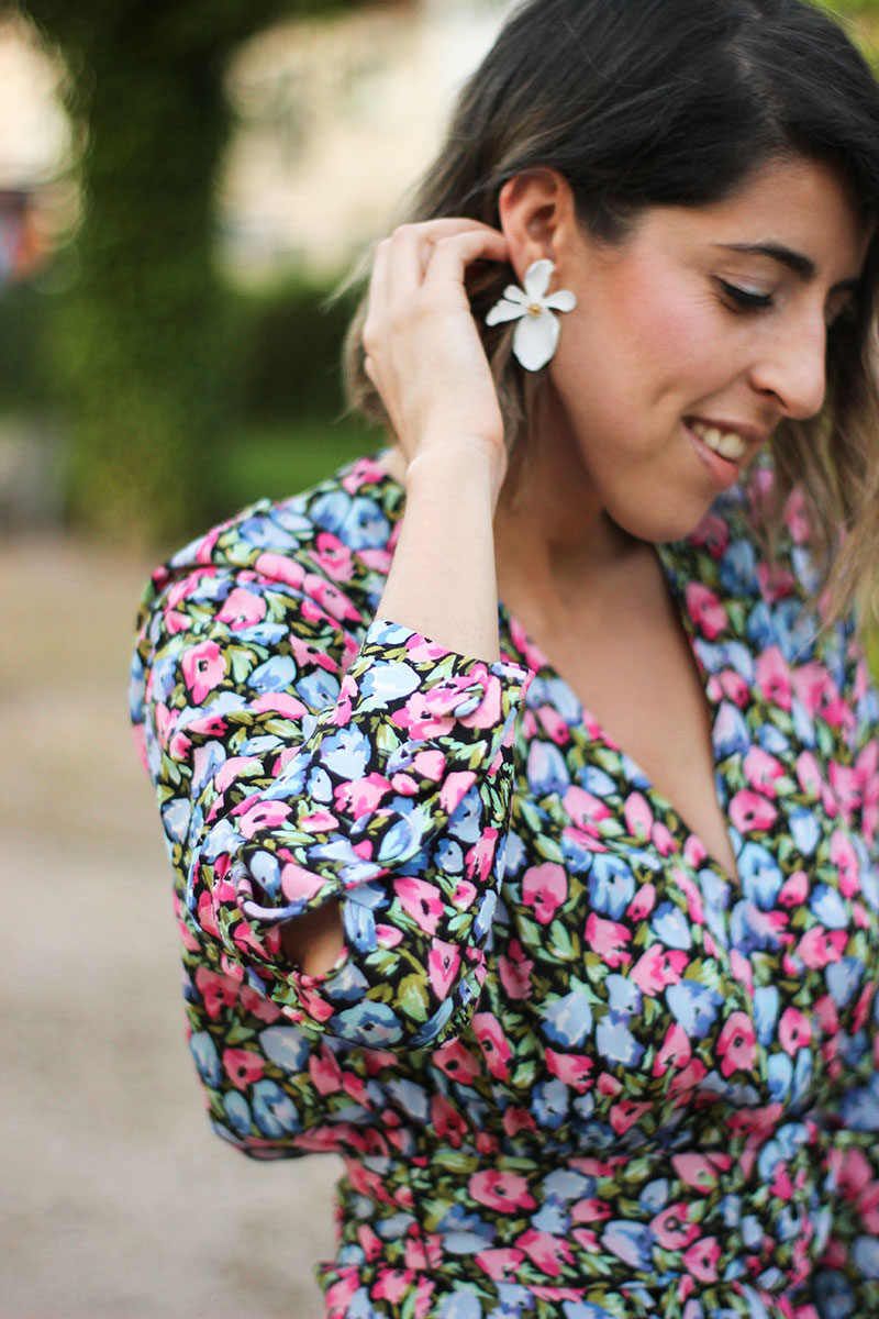 vestido-flores-invitada-boda-siempre-hay-algo-que-ponerse